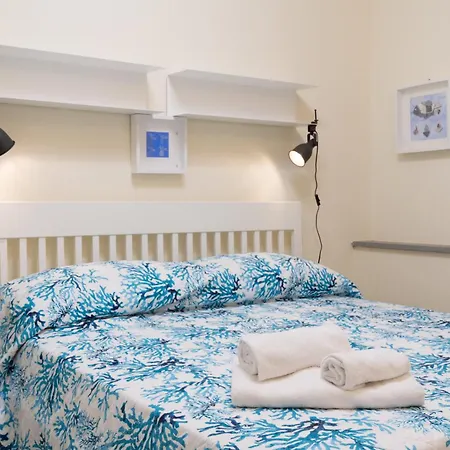 Live & Dream Alicudi Bilocale Piano Terra Scilla